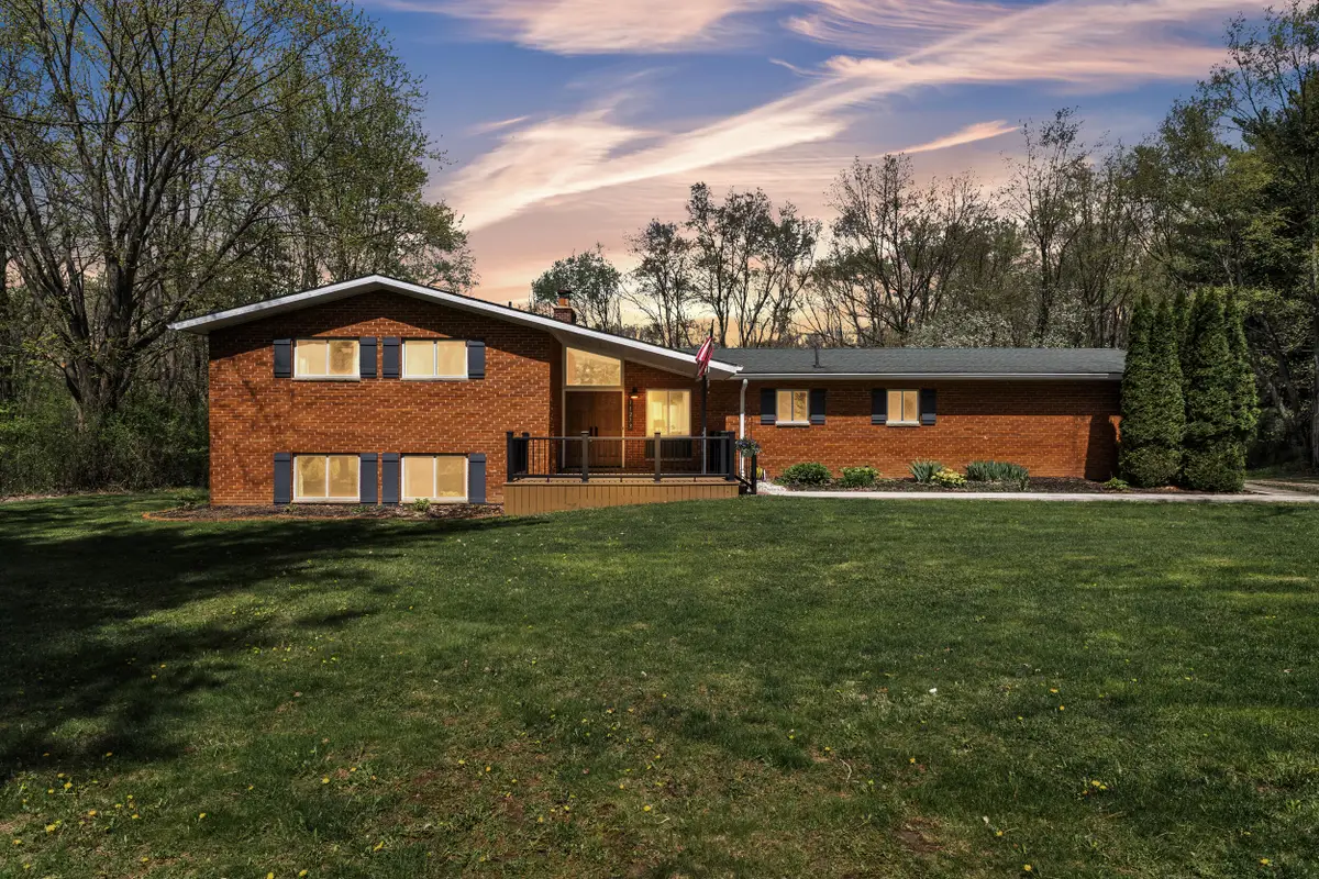 11273 9 Mile Road, South Lyon, MI 48178 - #1