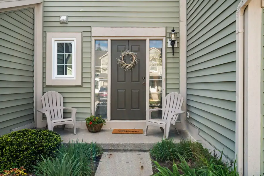 584 Liberty Pointe Drive, Ann Arbor, MI 48103 - #3