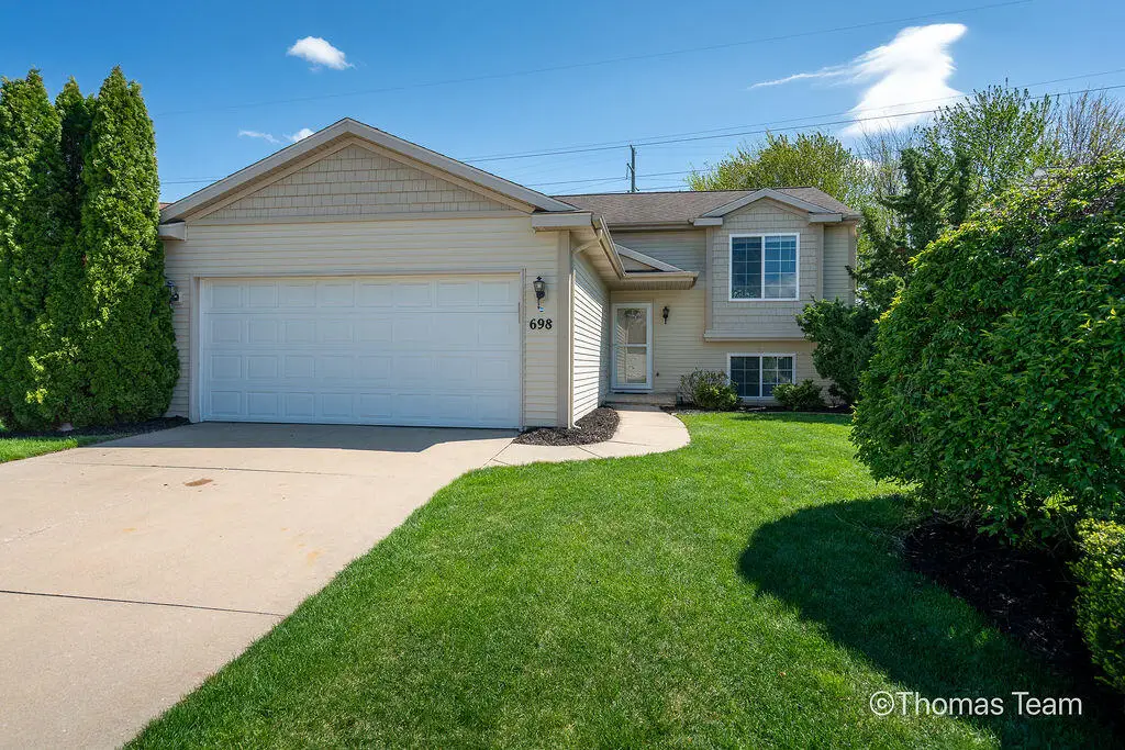 698 Silver Brook Drive Se, Grand Rapids, MI 49548 - #1