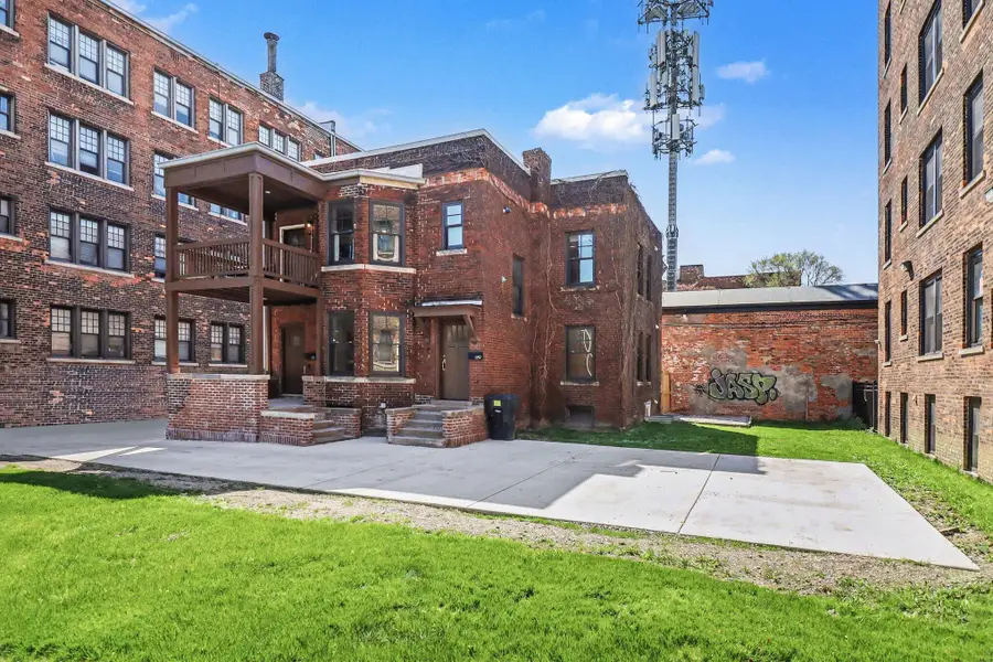691 W Alexandrine Street #1, Detroit, MI 48201 - #3