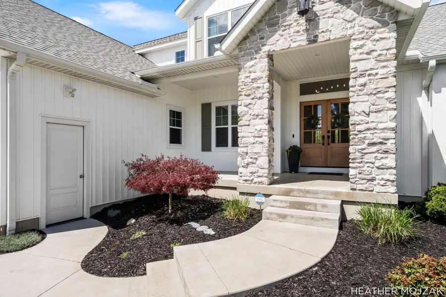 8115 Hanna Lake Avenue Se, Caledonia, MI 49316 - #3