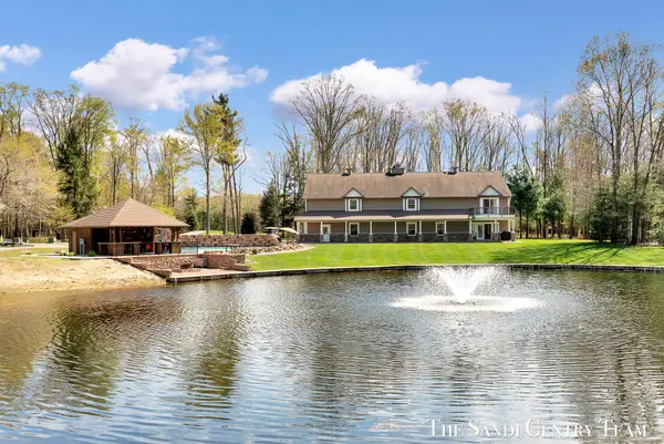 16159 Ferris Street, Grand Haven, MI 49417