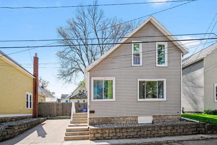 25 Mack Avenue Ne, Grand Rapids, MI 49503 - #3