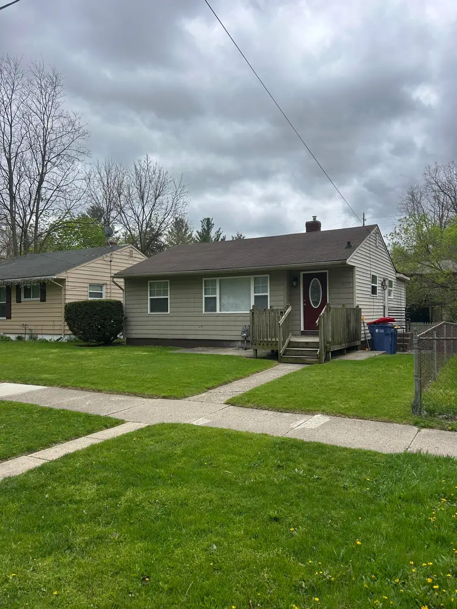 864 Carrier Creek Boulevard Ne, Grand Rapids, MI 49503 - #2
