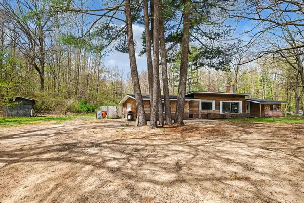 12502 Mcmurty Drive Ne, Sand Lake, MI 49343