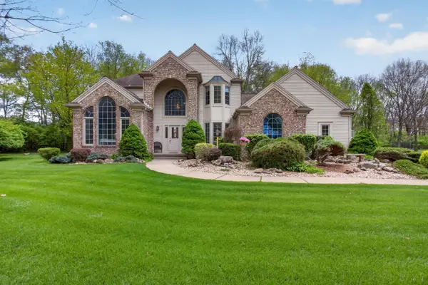 4809 Stonewood Drive, Jackson, MI 49201