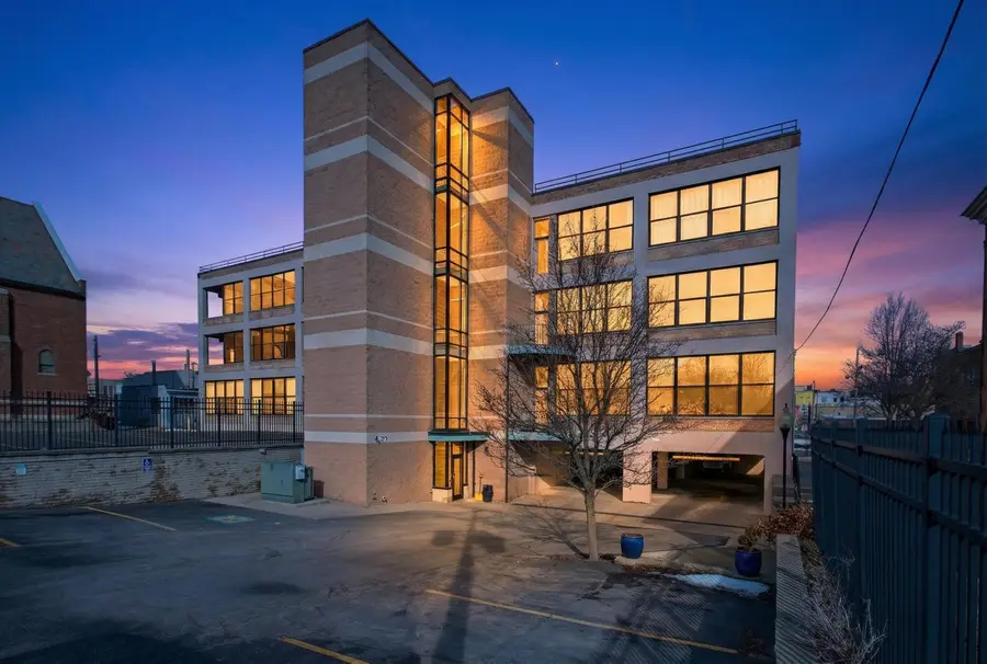 109 W Washington Avenue #16, Jackson, MI 49201 - #3