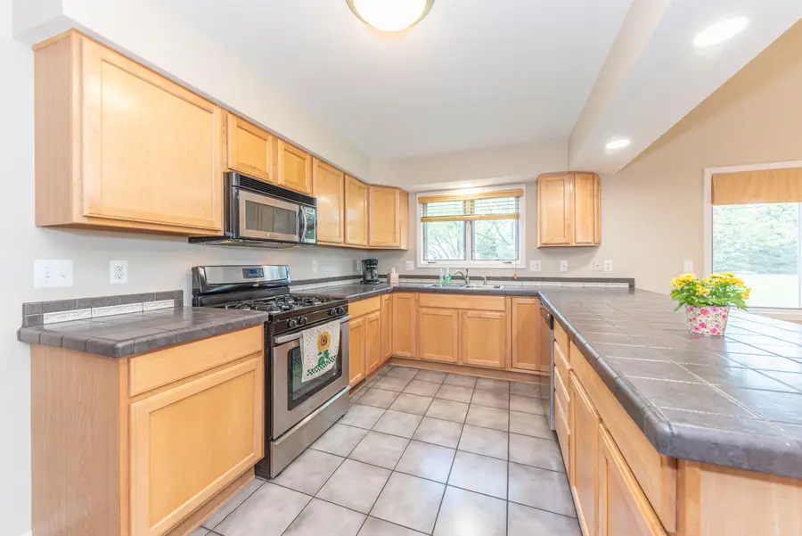 430 Cottonwood Lane #6, Saline, MI 48176 - #2