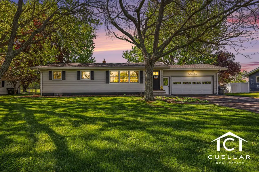 1860 Santa Maria Drive, Stevensville, MI 49127 - #2