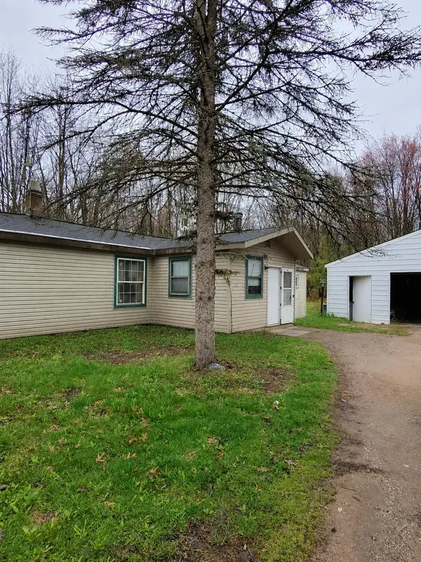 2995 S Tyndall Road, Branch, MI 49402