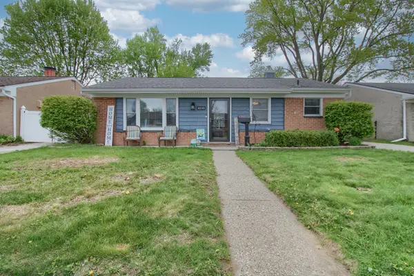 8210 N Henry Ruff Road, Westland, MI 48185