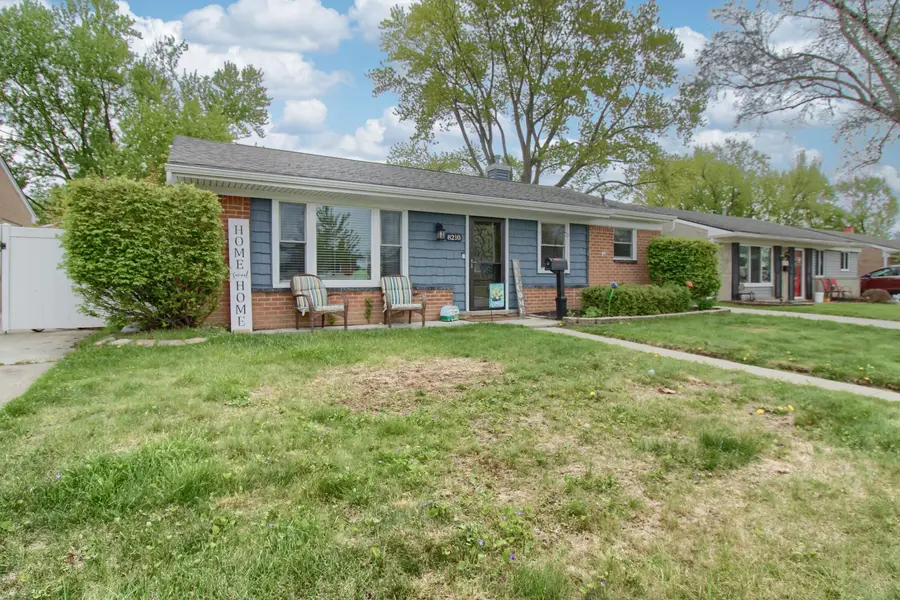 8210 N Henry Ruff Road, Westland, MI 48185 - #2