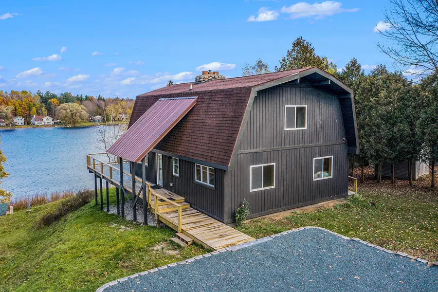 1550 W Chilberg Road, Scottville, MI 49454 - #2