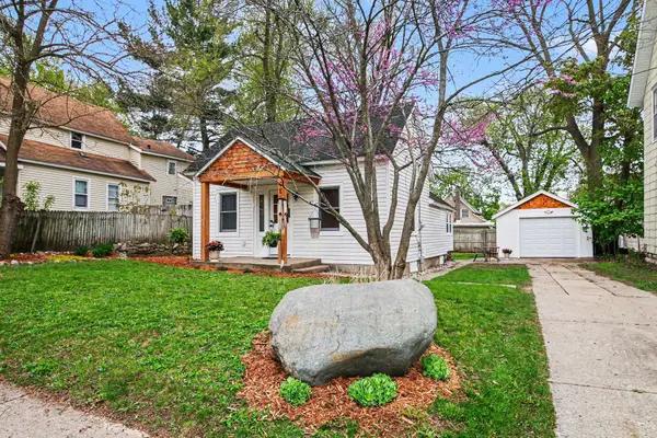 416 NE Marietta Ne, Grand Rapids, MI 49505
