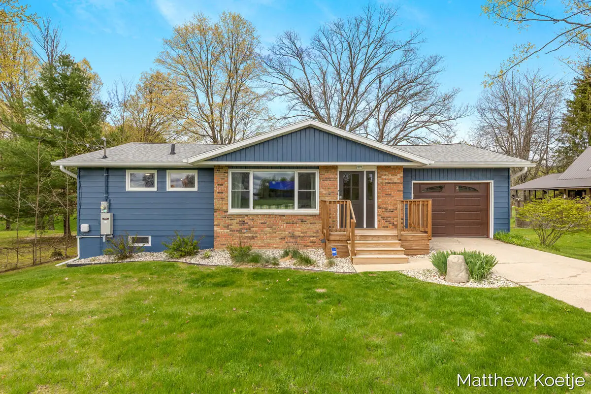4405 Chippewa Trail, Fremont, MI 49412 - #1