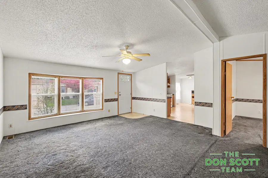 3567 Hollyfield Drive, Cedar Springs, MI 49319 - #3