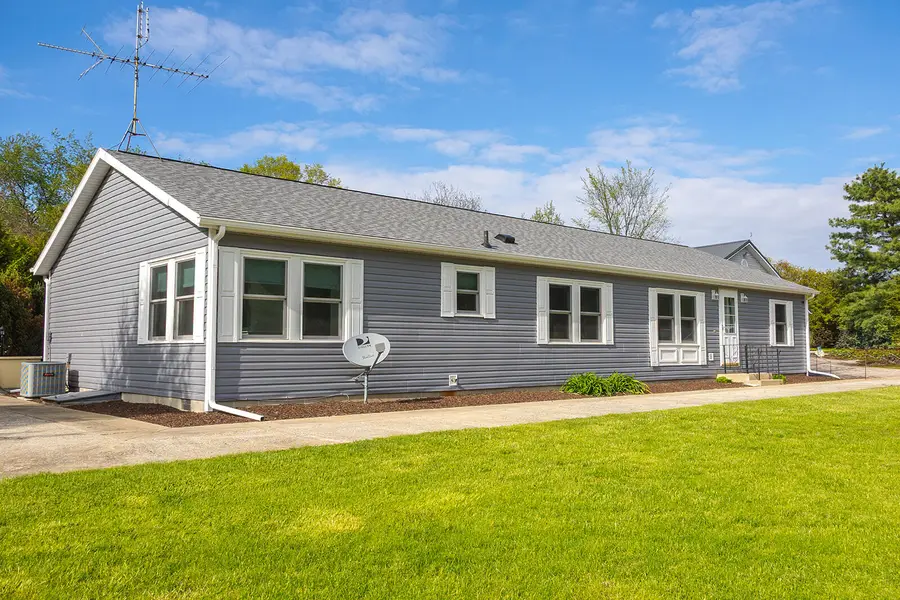 5251 Spring Creek Road, Three Oaks, MI 49128 - #2