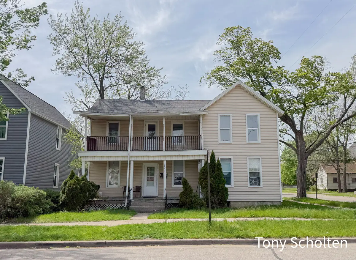 1351 Broadway Avenue Nw, Grand Rapids, MI 49504 - #1