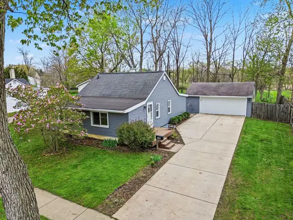750 Taylor Street, Chelsea, MI 48118