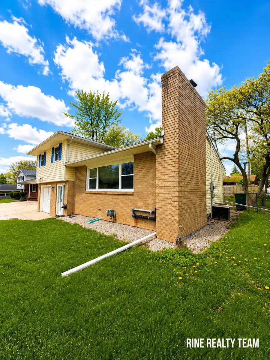 2200 Rossiter Place, Lansing, MI 48911 - #3