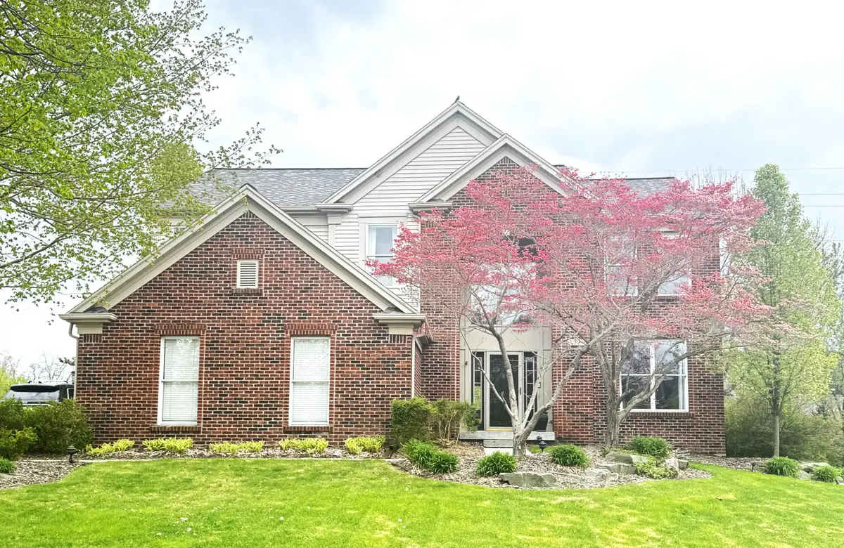 33 Fox Point Court, Ada, MI 49301 - #1