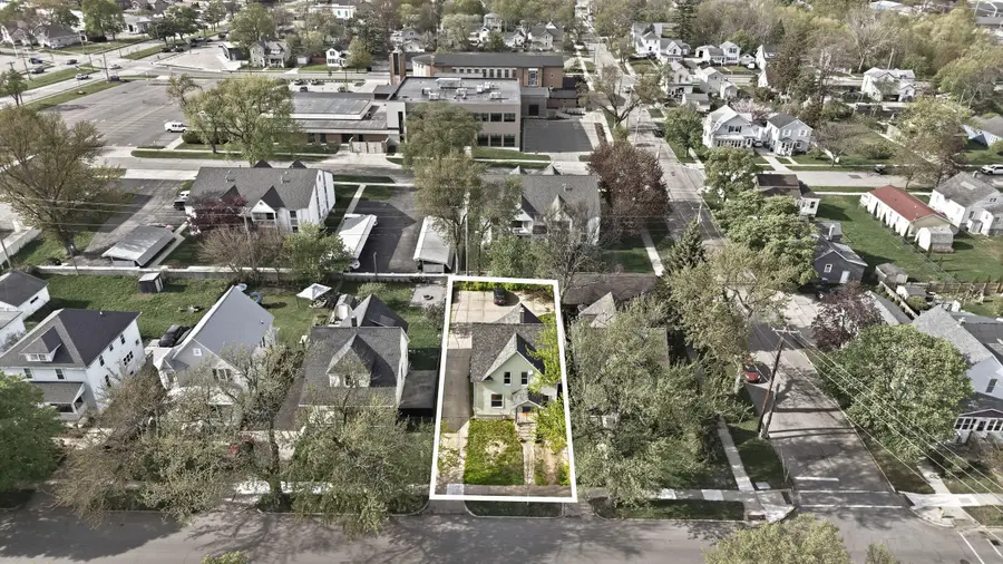 943 Washington Avenue, Grand Haven, MI 49417 - #3
