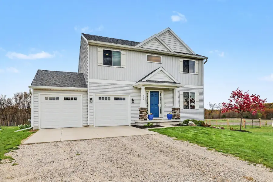 300 Cumberland Avenue Se, Lowell, MI 49331 - #3