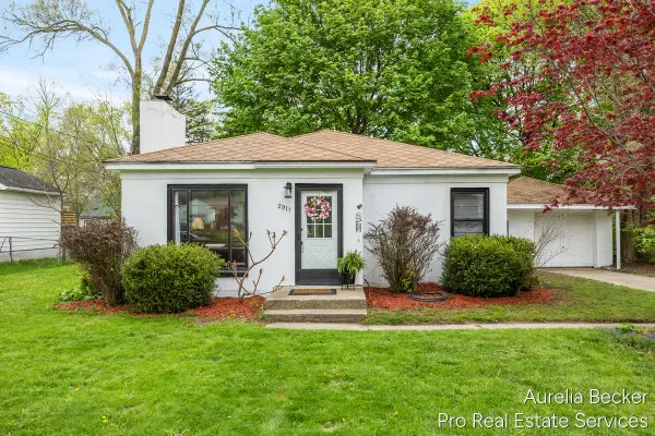 2911 Foster Avenue Ne, Grand Rapids, MI 49505