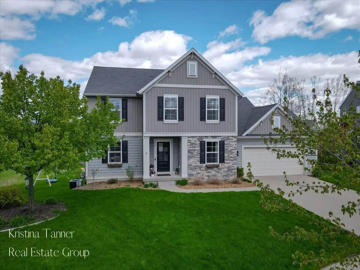 642 Echo Valley Ne, Rockford, MI 49341 - #1