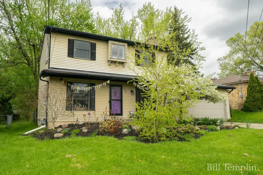 2639 Colton Avenue Se, Grand Rapids, MI 49506 - #3