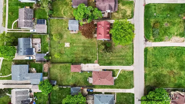 1254 Beechwood Street Ne, Grand Rapids, MI 49505
