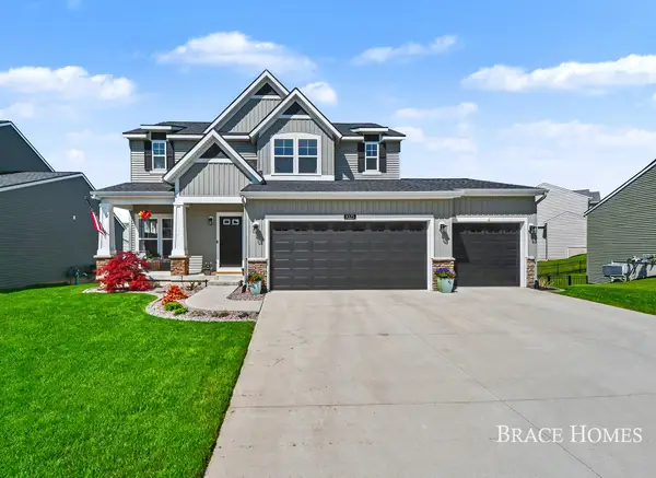 8325 Cooks Corner Drive, Byron Center, MI 49315