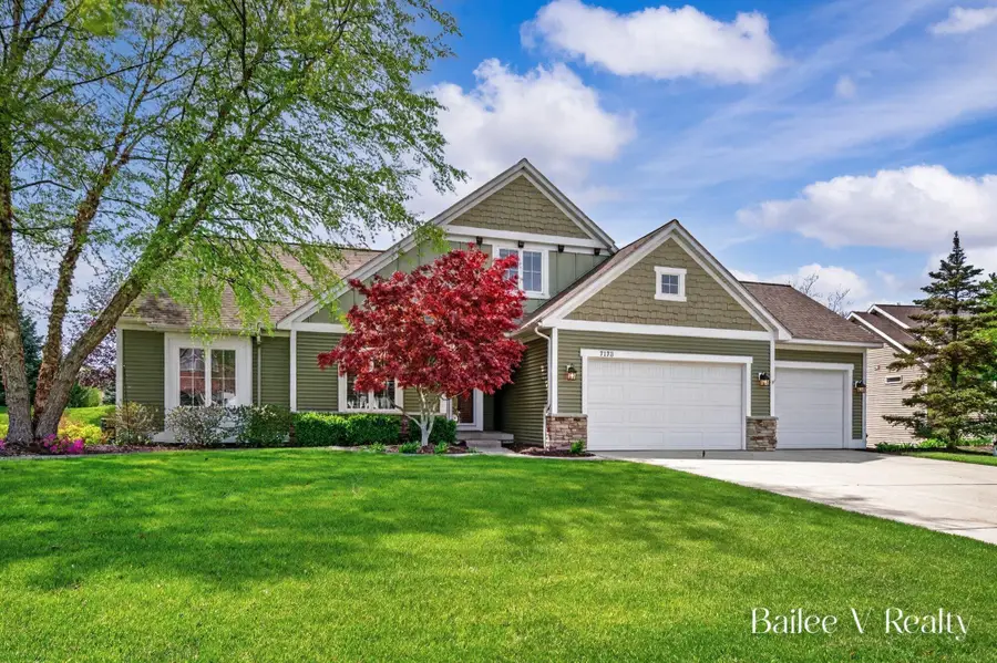7173 Nantucket Drive Sw, Byron Center, MI 49315 - #2