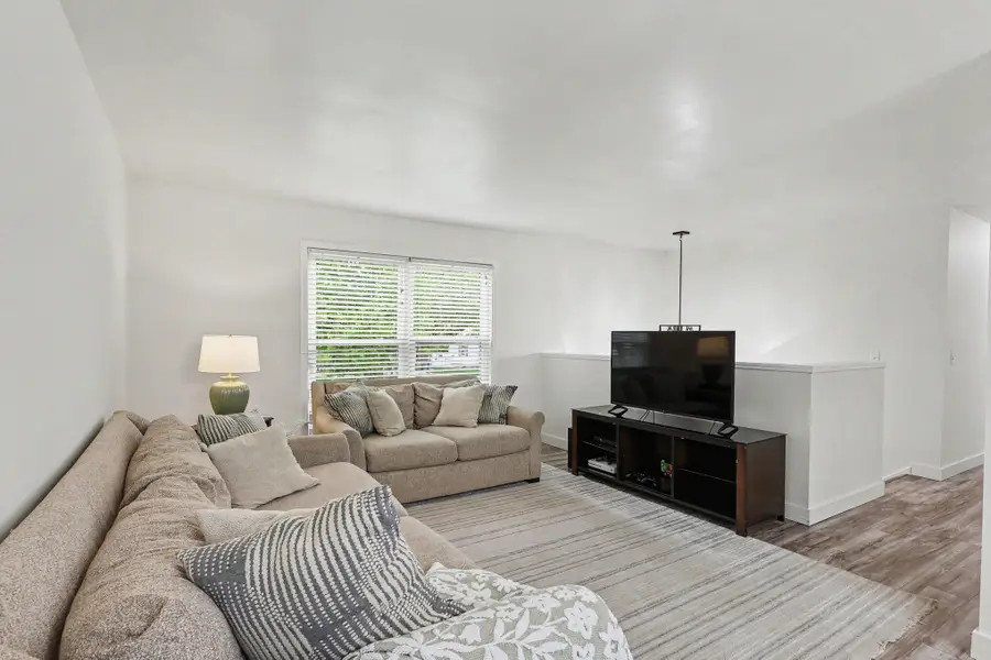 1717 Edgewood Avenue Se, Grand Rapids, MI 49506 - #3