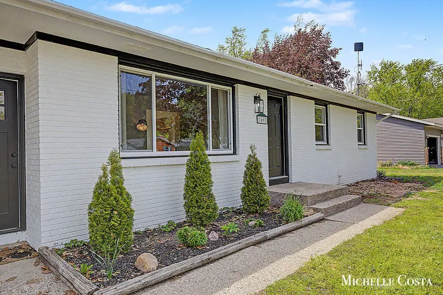 7697 Hollyhock Avenue, Jenison, MI 49428 - #2