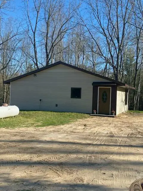8971 E 64th Street, Chase, MI 49623