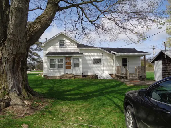 6020 Skuse Road, Osseo, MI 49266