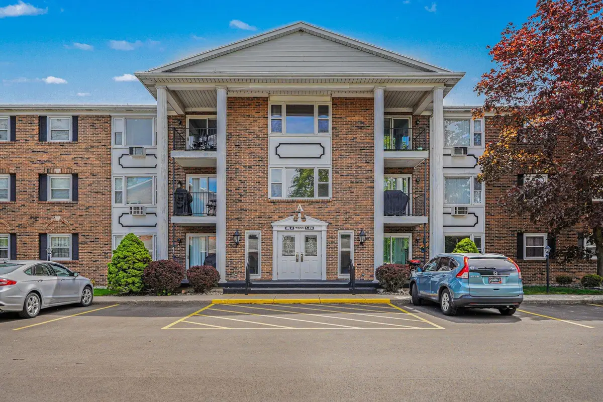 7500 Boulder Bluff Drive #9, Jenison, MI 49428 - #1
