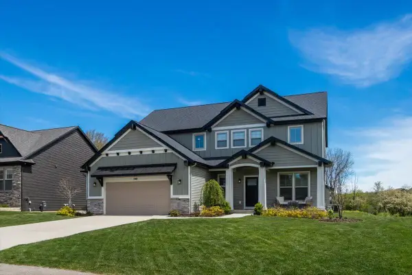 348 Hawkchase Court, Grand Rapids, MI 49525