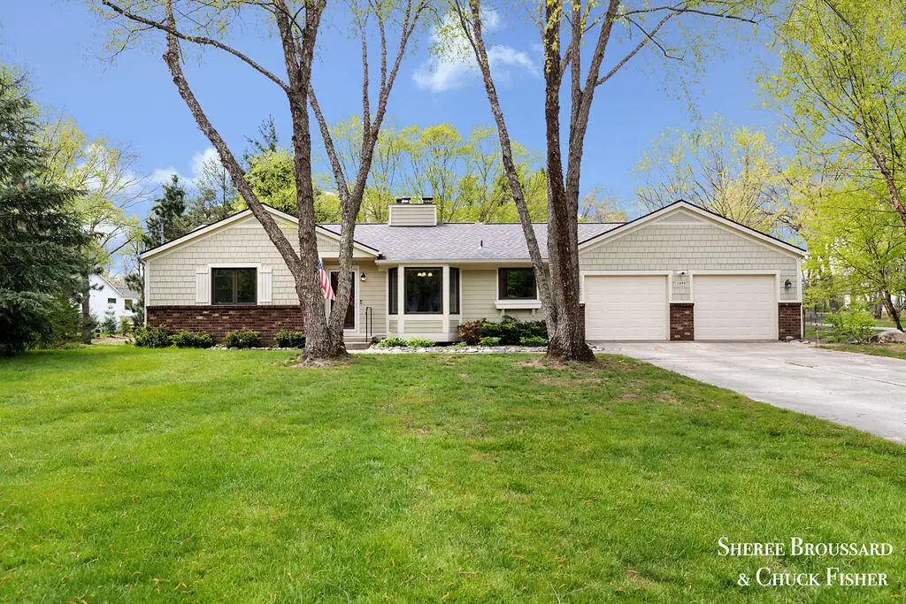 2959 Bird Avenue Ne, Grand Rapids, MI 49525 - #1