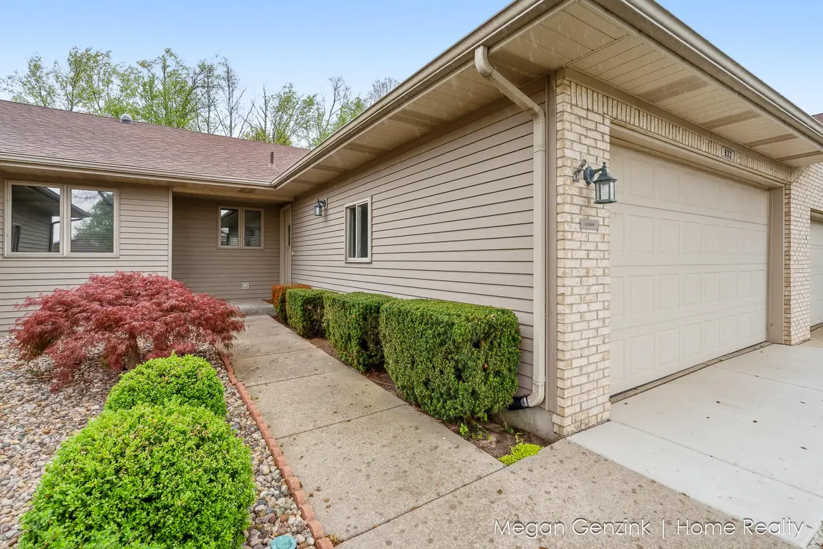 933 Amber View Drive Sw, Byron Center, MI 49315 - #1