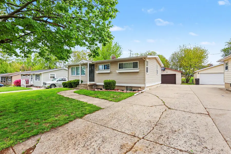 600 Saint Clair Avenue Nw, Grand Rapids, MI 49534 - #2