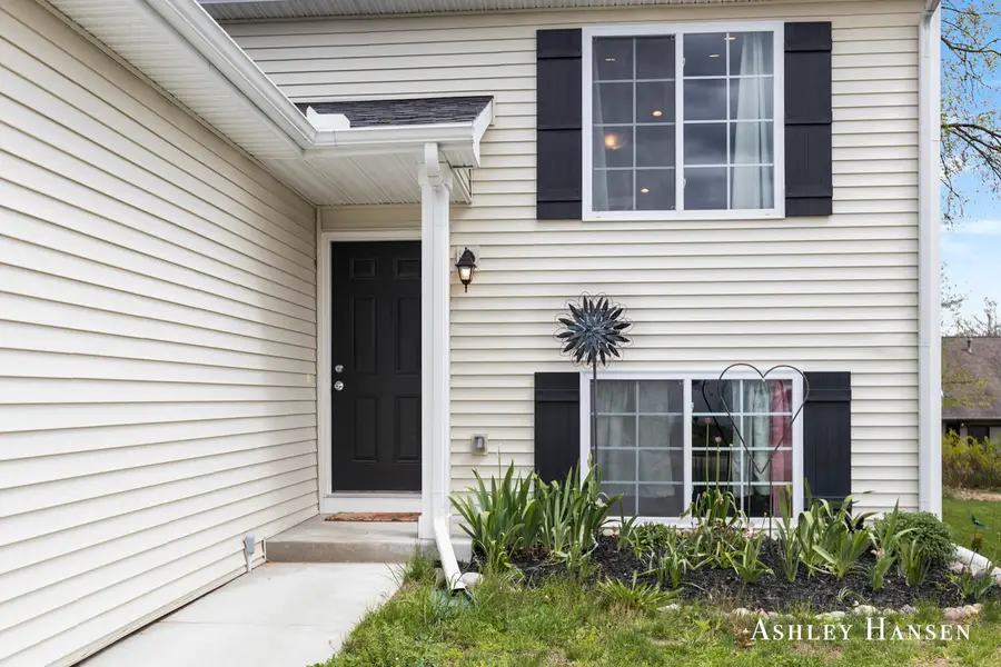 812 Strauss Court, Greenville, MI 48838 - #3