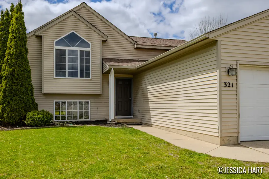 321 Pioneer Trail Ne, Cedar Springs, MI 49319 - #3