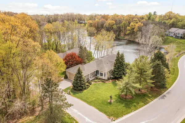 2166 Lamberton Creek Lane Ne #44, Grand Rapids, MI 49505