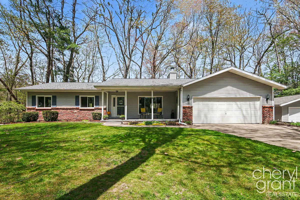 3047 Rogue Hollow Court Ne, Belmont, MI 49306 - #1