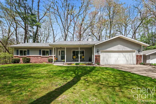 3047 Rogue Hollow Court Ne, Belmont, MI 49306