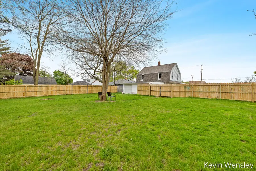 1312 Leonard Street Ne, Grand Rapids, MI 49505 - #3