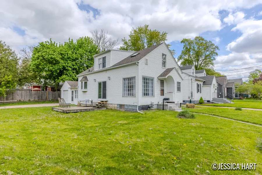 851 Hollywood Street Ne, Grand Rapids, MI 49505 - #3