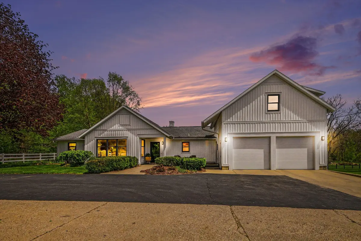460 92nd Street Sw, Byron Center, MI 49315 - #1